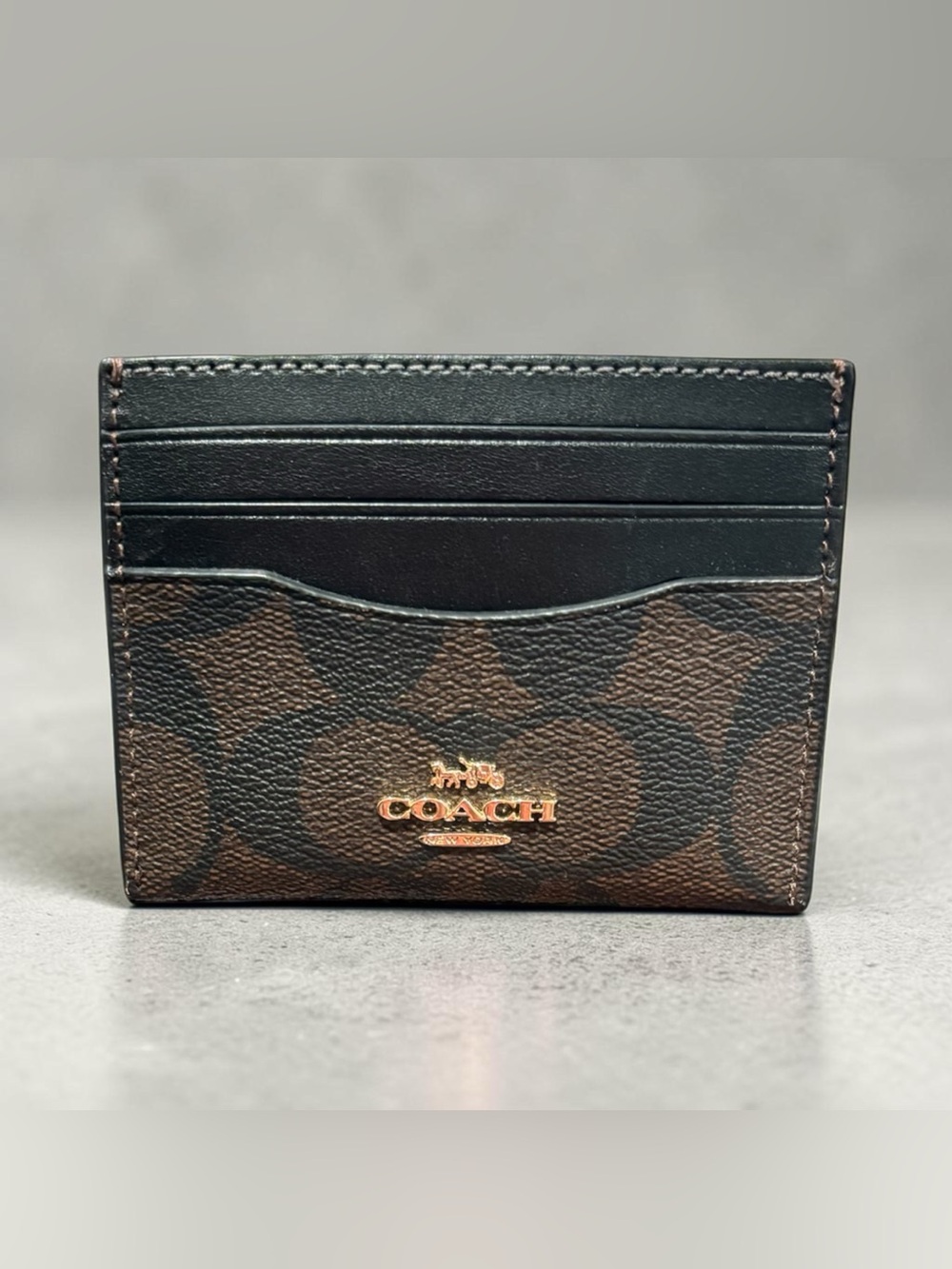 NWOT Coach Signature Canvas Card Holder in Brown and Black
